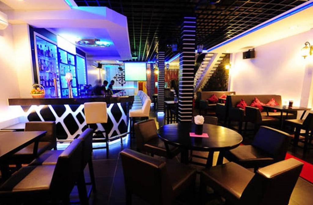 Number 9 Hotel بنوم بنه المظهر الخارجي الصورة
