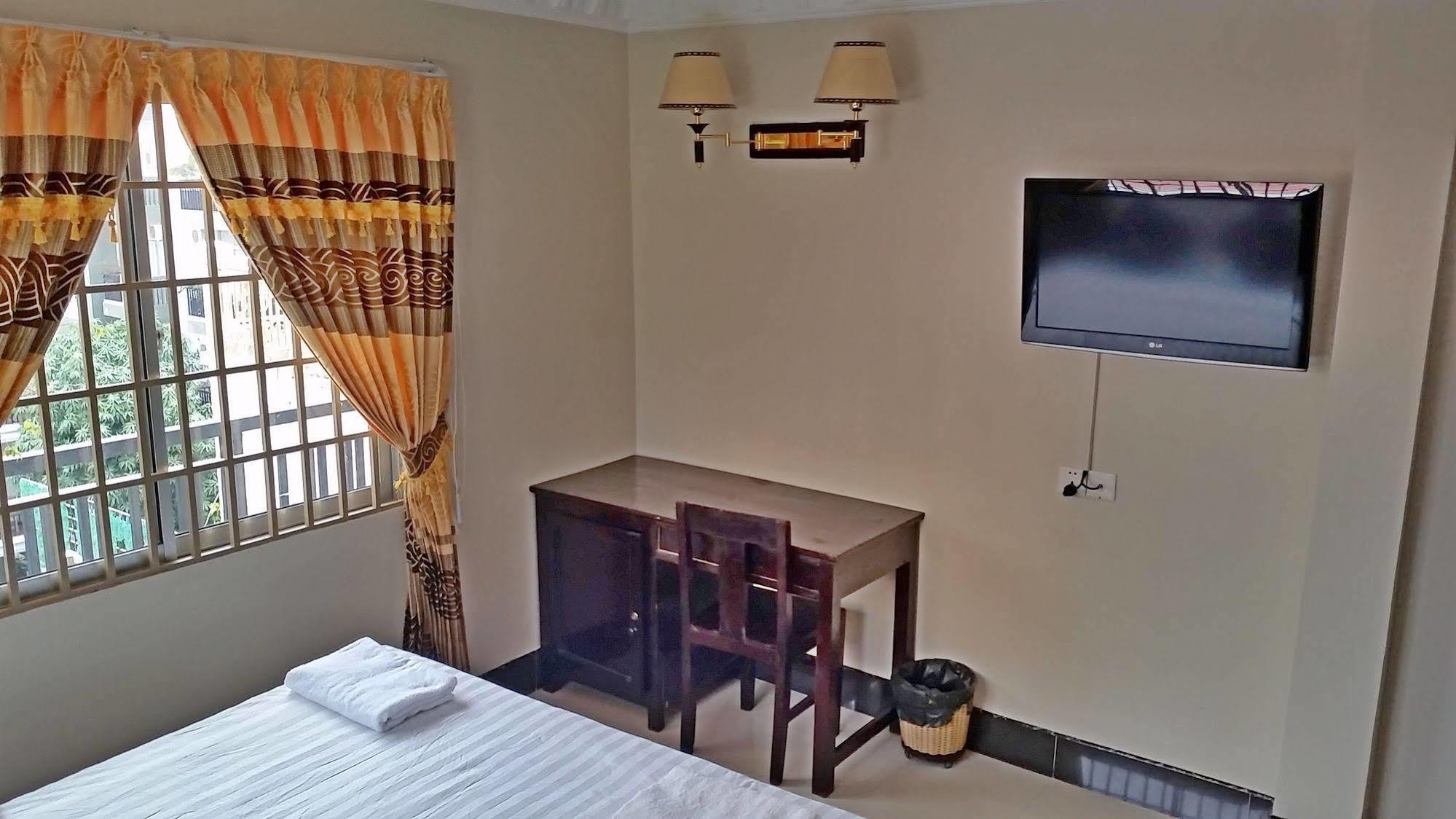 Number 9 Hotel بنوم بنه المظهر الخارجي الصورة