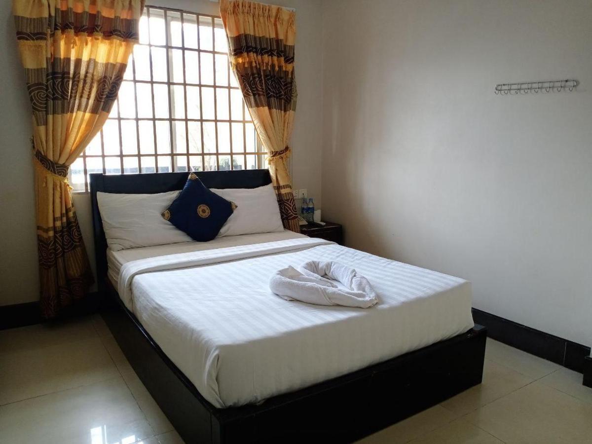 Number 9 Hotel بنوم بنه المظهر الخارجي الصورة